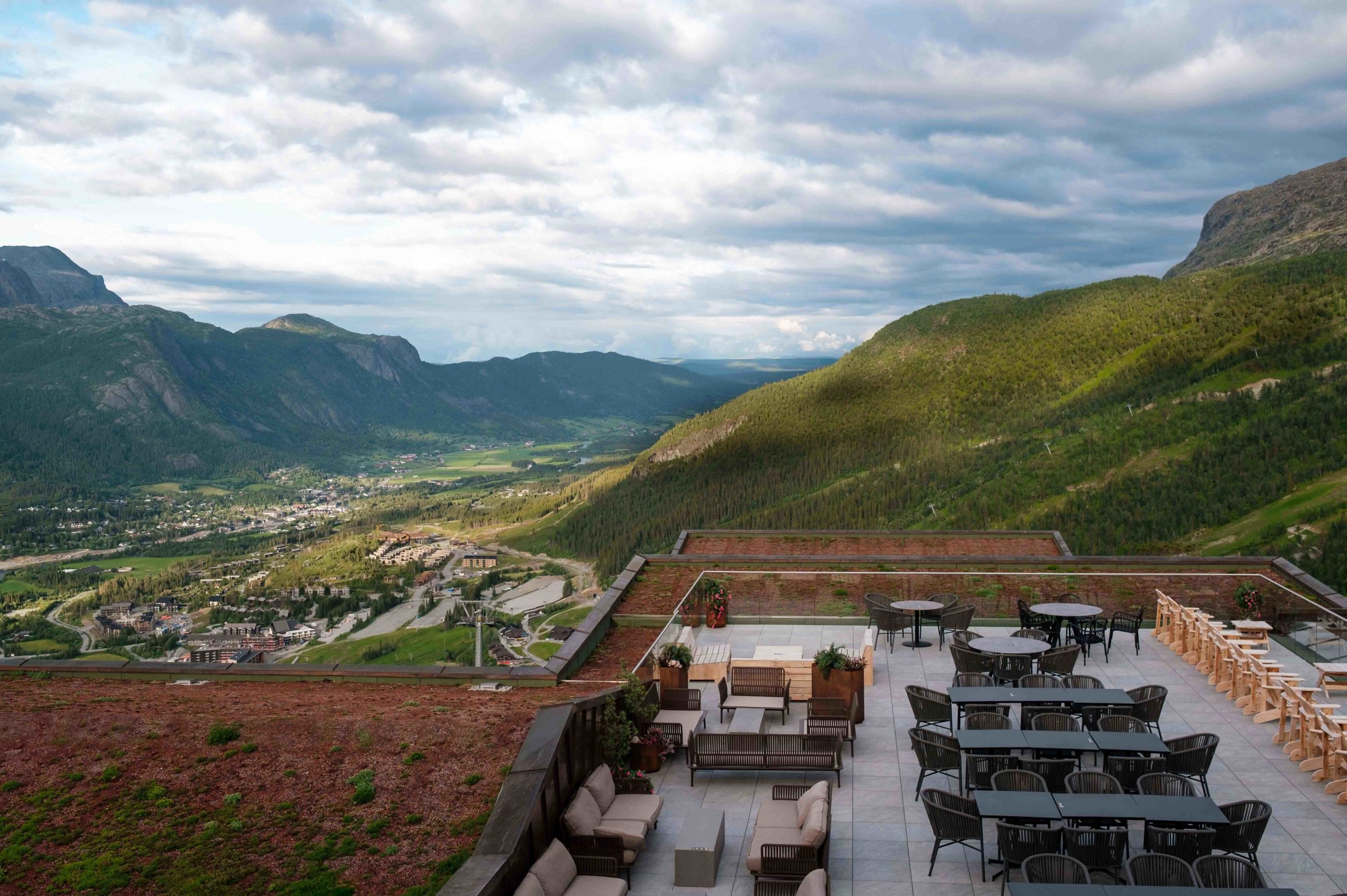 The hotel's terrace with a view to Hemsedal